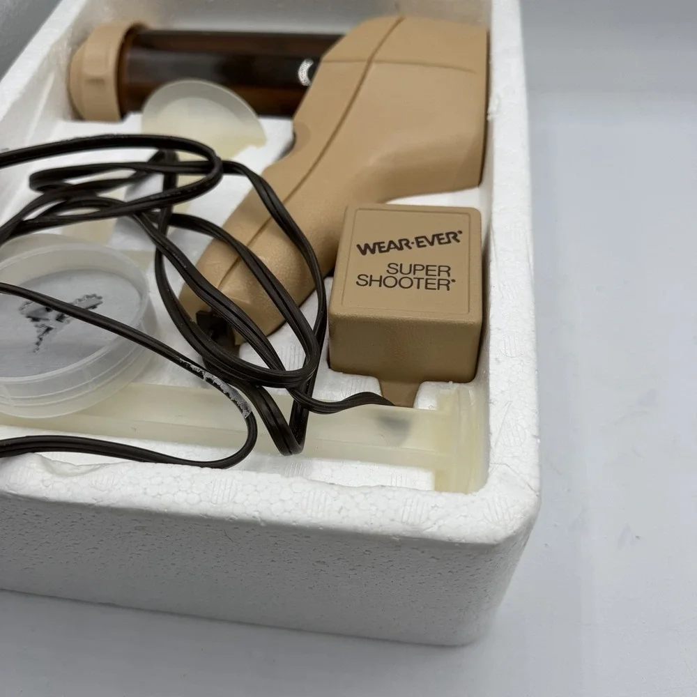Vintage Wear-Ever Super Shooter 70123 Electric Cookie Press Food Gun - Tested